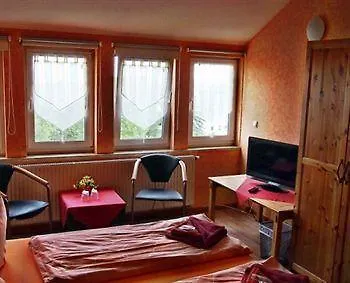 Otel Haus Saarland Oberhof (Thuringia)