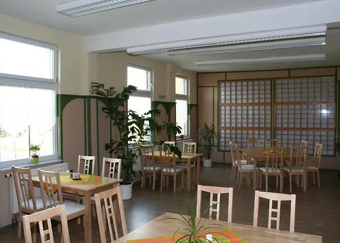 Otel Haus Saarland 2*